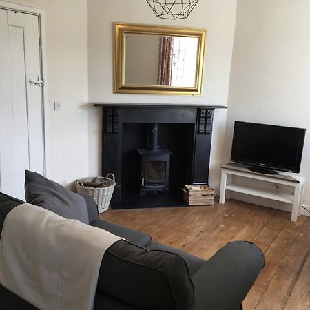 Cosy Arts & Crafts Cottage With Stunning Views Brecon Luaran gambar